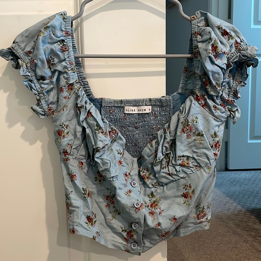 Floral off shoulder crop top